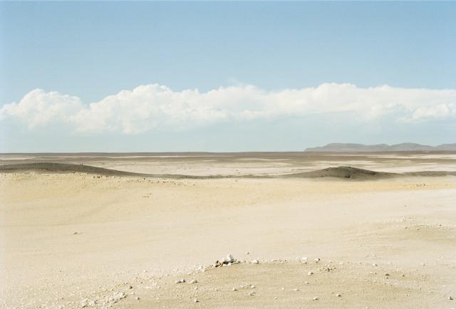 L&eacute;gende inconnue. D&eacute;sert du Namib, Namibie. 2004