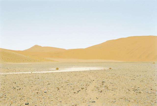 Sossusvlei, Namib Naukluft park, d&eacute;sert du Namib. Namibie. 2004