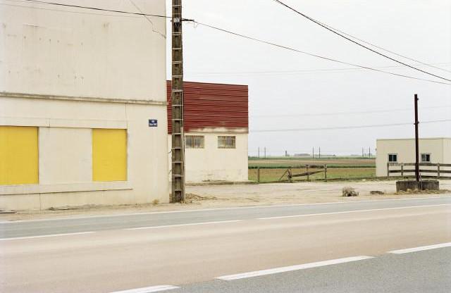 Sur la RN20, Loiret. Centre-Val de Loire. 2001