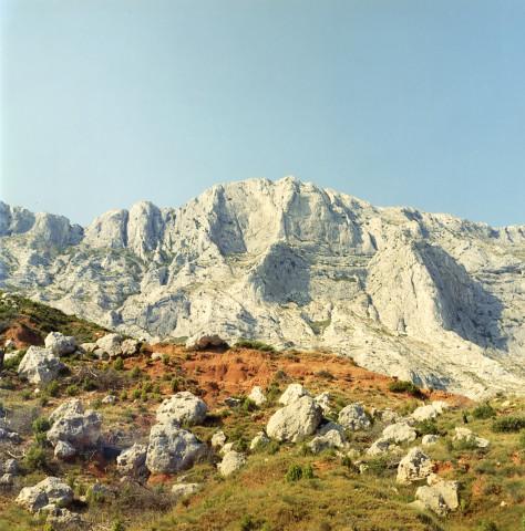Montagne Sainte-Victoire, Bouches-du-Rh&ocirc;ne, Provence-Alpes-C&ocirc;tes d'Azur. 1995